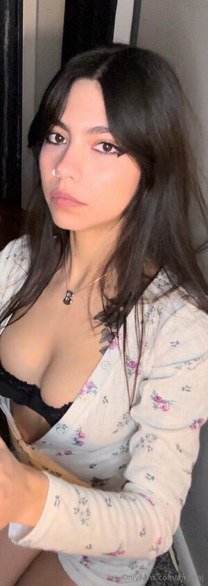 Angelaj Nude Photos photo 62