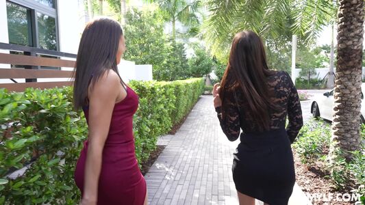 Cassie Del Isla Nude Photos photo 13