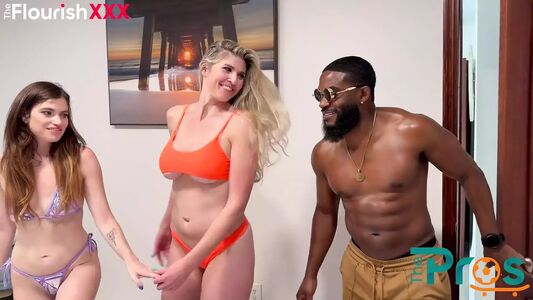 Nicole Rae Nude Photos photo 27