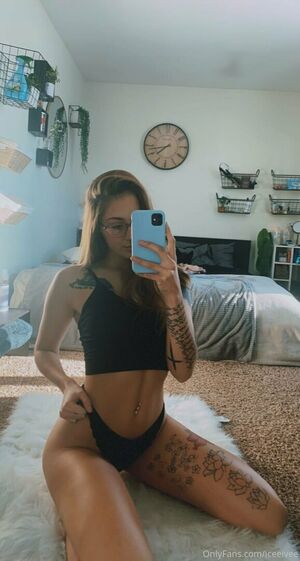 Iceeivee Nude Photos photo 70