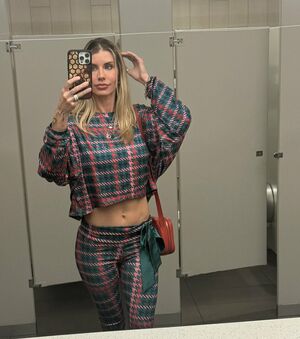 Cassiebenderfit Nude Photos photo 7