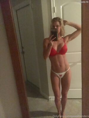 Cassiebenderfit Nude Photos photo 204