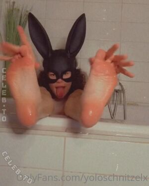 Yololary Nude Photos photo 196