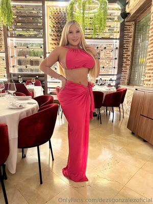 DeziiGonzalezOficial Nude Photos photo 48