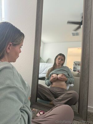 Rileyrox Nude Photos photo 16