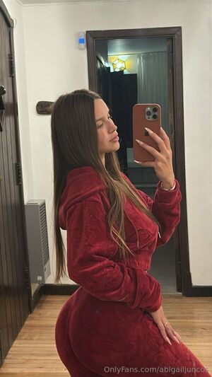 Abigail Juncos Nude Photos photo 22