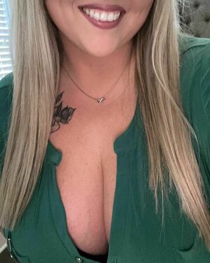 Mrs_Bra_Buster Nude Photos photo 39