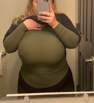 Mrs_Bra_Buster Nude Photos photo 45