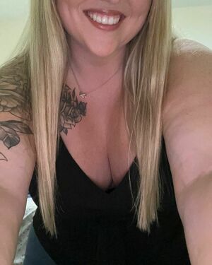 Mrs_Bra_Buster Nude Photos photo 77