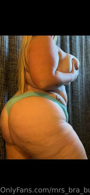 Mrs_Bra_Buster Nude Photos photo 200