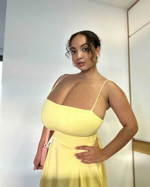 Thegirlinred0 Nude Photos photo 121
