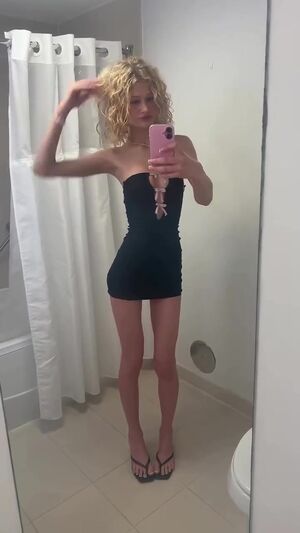Addison Weems Nude Photos photo 2