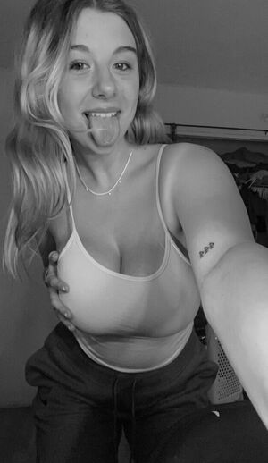 Lynntoria Nude Photos photo 175