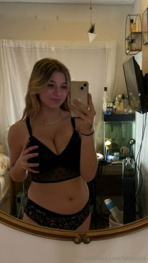 Lynntoria Nude Photos photo 197