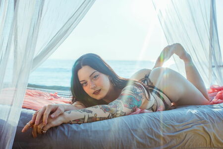 Ceres Sinclair Nude Photos photo 8