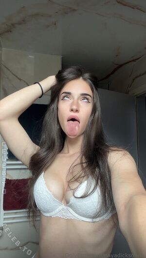 Naya Dickson Nude Photos photo 3