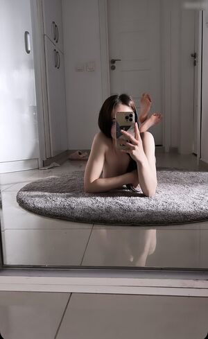 Naya Dickson Nude Photos photo 274