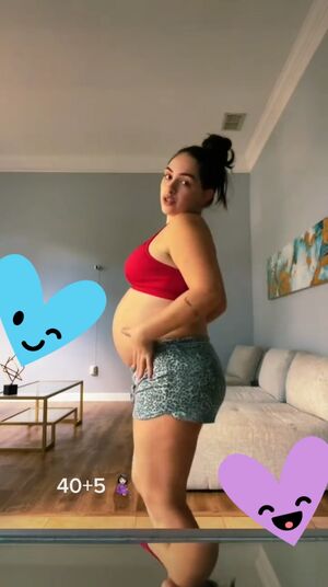 Hariel Ferrari Nude Photos photo 12