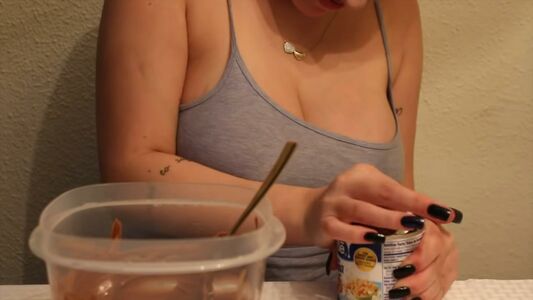 Hariel Ferrari Nude Photos photo 19