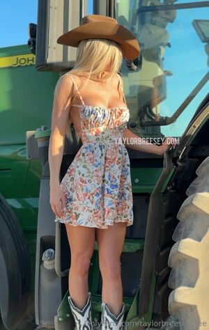 Taylor Breesey Nude Photos photo 58