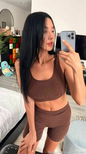 yoonaleecake Nude Photos photo 33