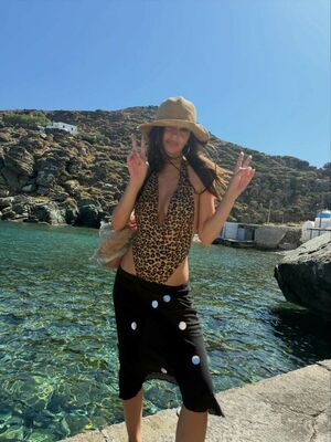 Emily Ratajkowski Nude Photos photo 62