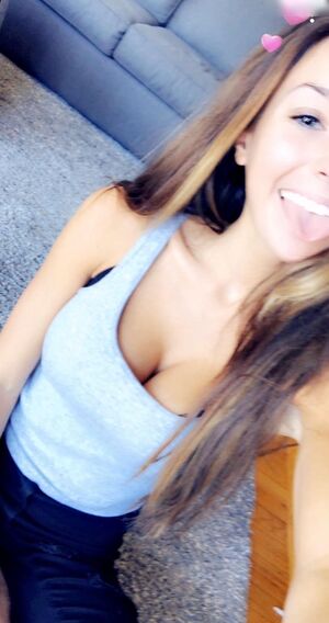 Taylor Alesia Nude Photos photo 186