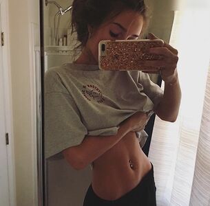 Taylor Alesia Nude Photos photo 197
