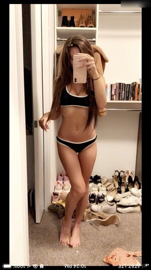 Taylor Alesia Nude Photos photo 209