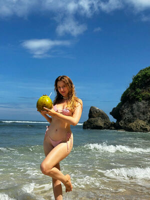 Kerry.Me Nude Photos photo 106