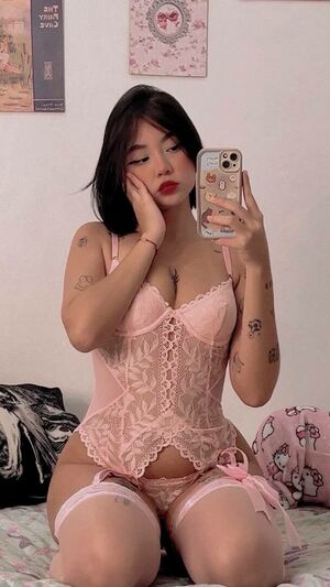 ManuKitty Nude Photos photo 2