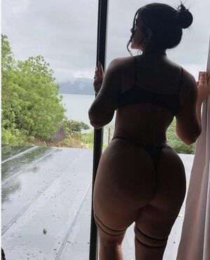 Marian Gomez Nude Photos photo 231