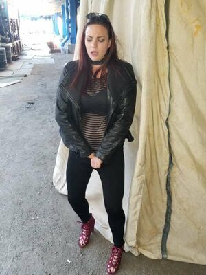 Anaconda Noire Nude Photos photo 17