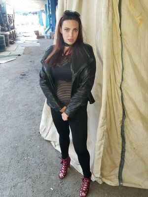 Anaconda Noire Nude Photos photo 19