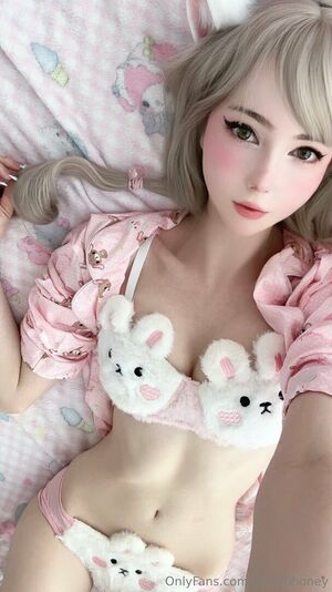 ItsUwUHoney Nude Photos photo 10
