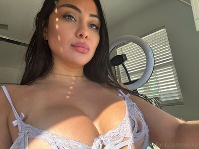 Reisky Nude Photos photo 20