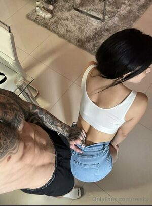 Reisky Nude Photos photo 36