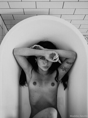 Maddieneville Nude Photos photo 273