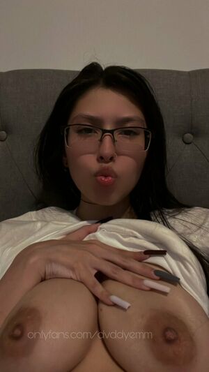 Dvddyemm Nude Photos photo 63