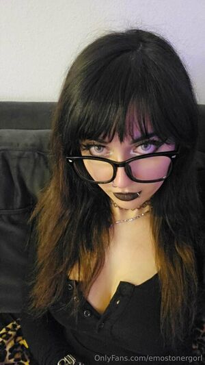 Emostonergorl Nude Photos photo 2