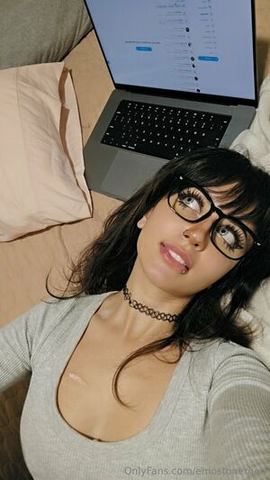 Emostonergorl Nude Photos photo 23