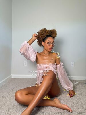 Rhileylove Nude Photos photo 34
