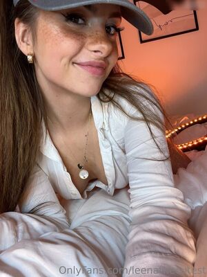 Emilia Brooks Nude Photos photo 11