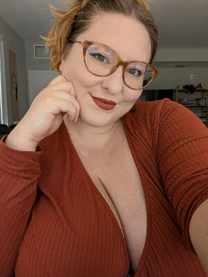 Titlaser Nude Photos photo 18
