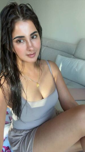 Meetii Kalher Nude Photos photo 13