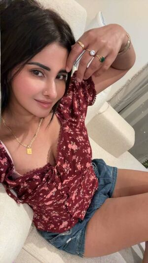 Meetii Kalher Nude Photos photo 25