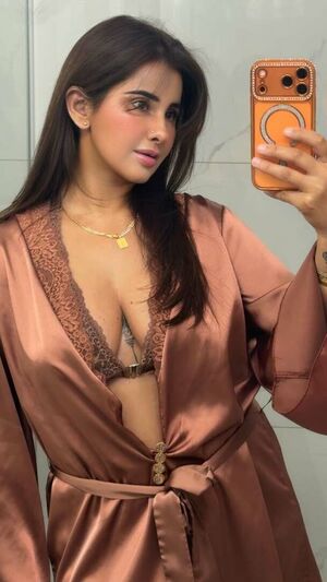 Meetii Kalher Nude Photos photo 43