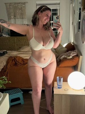 QTsnack Nude Photos photo 24