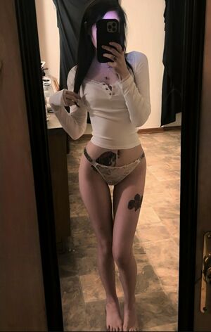 Alyssakellner Nude Photos photo 3