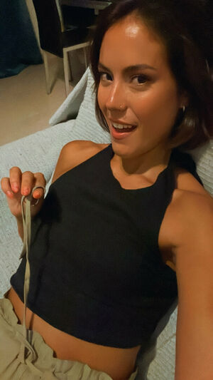 Justmemillie Nude Photos photo 9